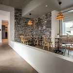 Pestana Fisherman Village