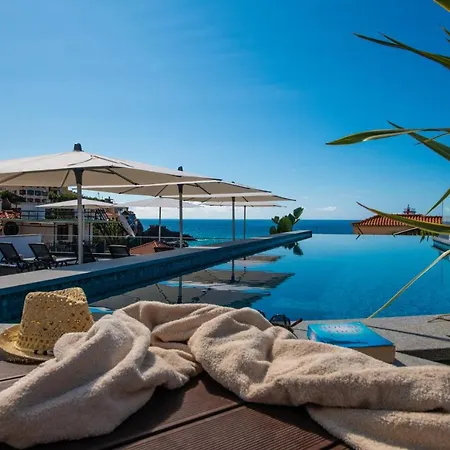 Pestana Fisherman Village Hotel 4*