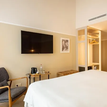 Pestana Fisherman Village 4*