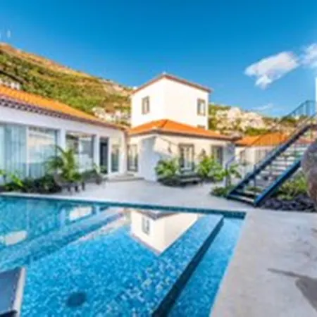 Pestana Fisherman Village Hotel 4*