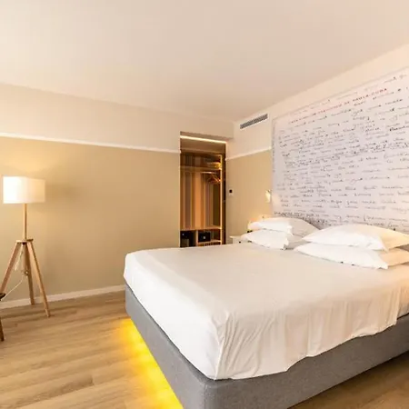 Hotel Pestana Fisherman Village 4*