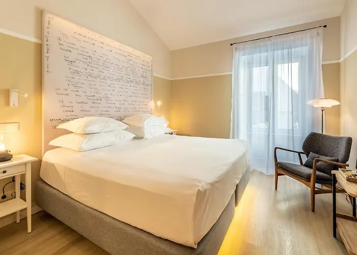 Pestana Fisherman Village 卡马拉-德洛布什