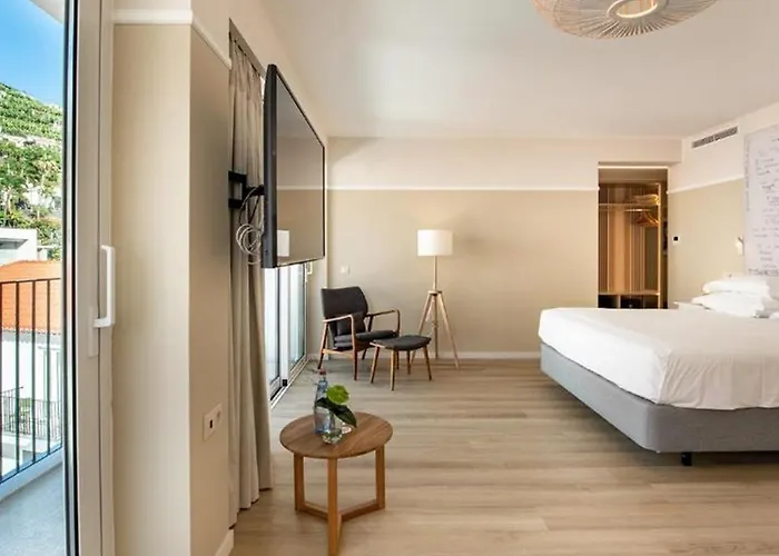 Pestana Fisherman Village 4*