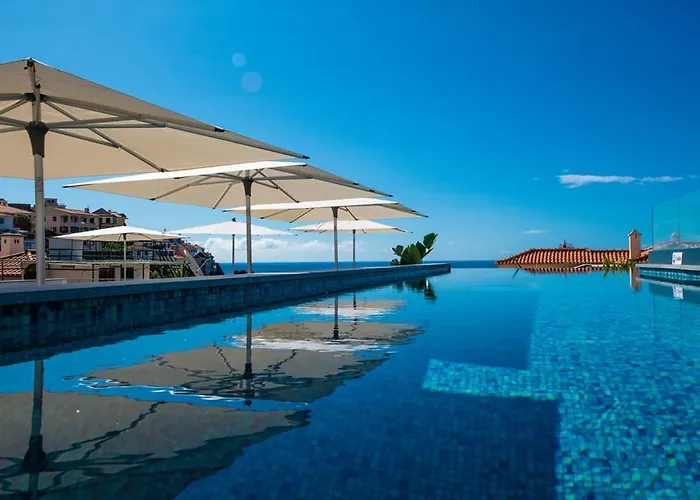 Pestana Fisherman Village Hotel 4*